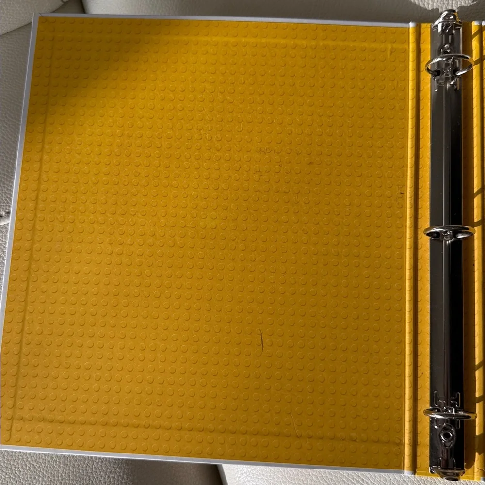 LEGO Character Three Ding Binder‎